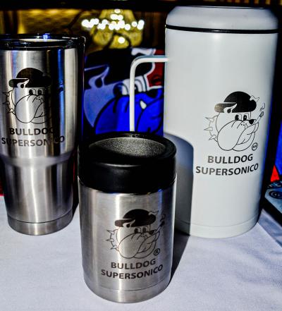 Souvenirs de Bulldog Supersonico